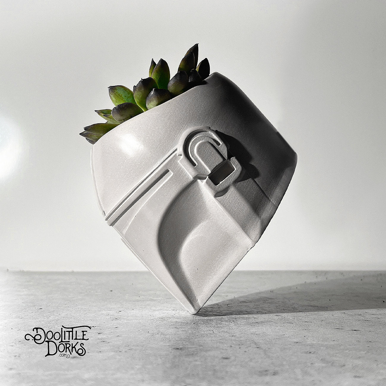 Mando Concrete Planter