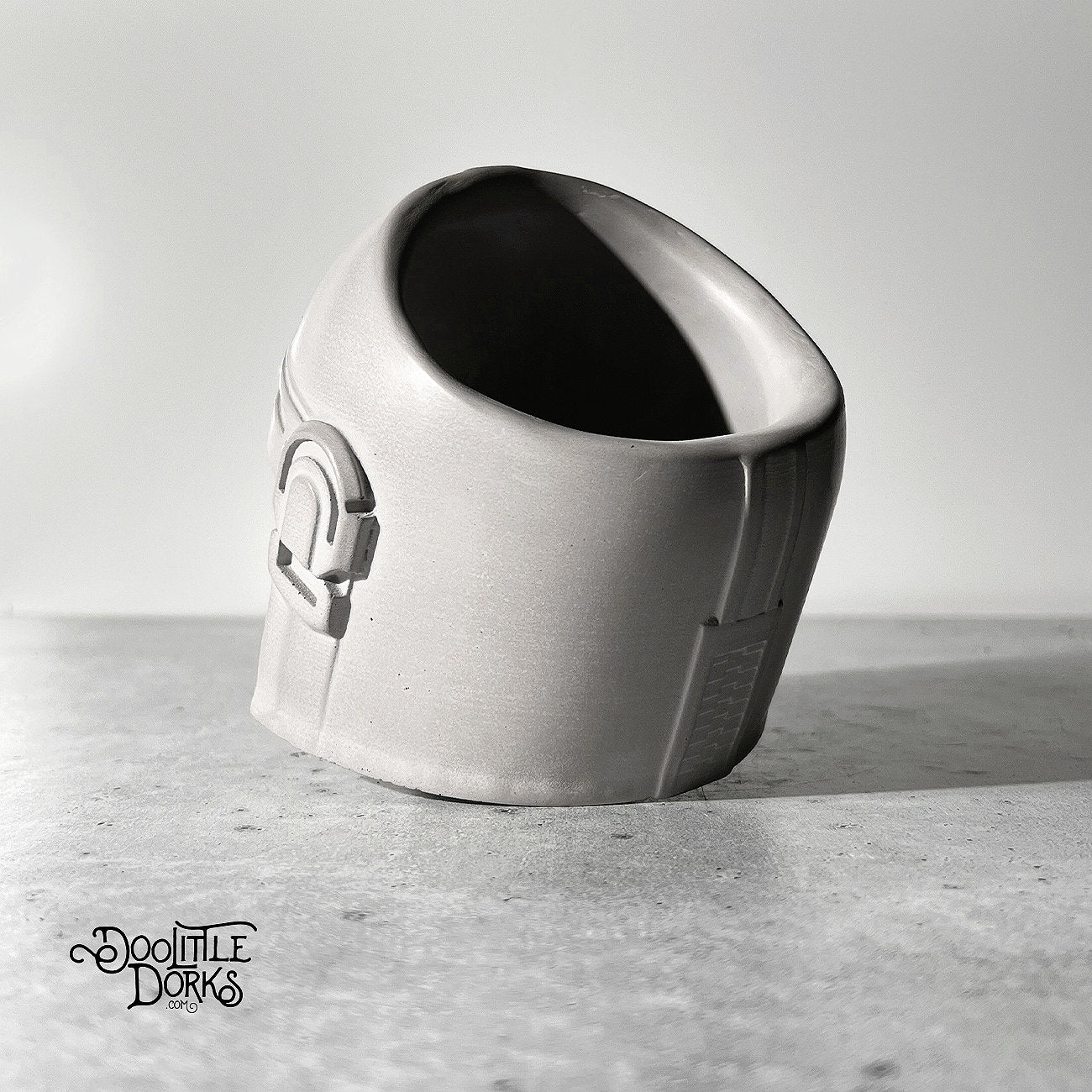 Mando Concrete Planter